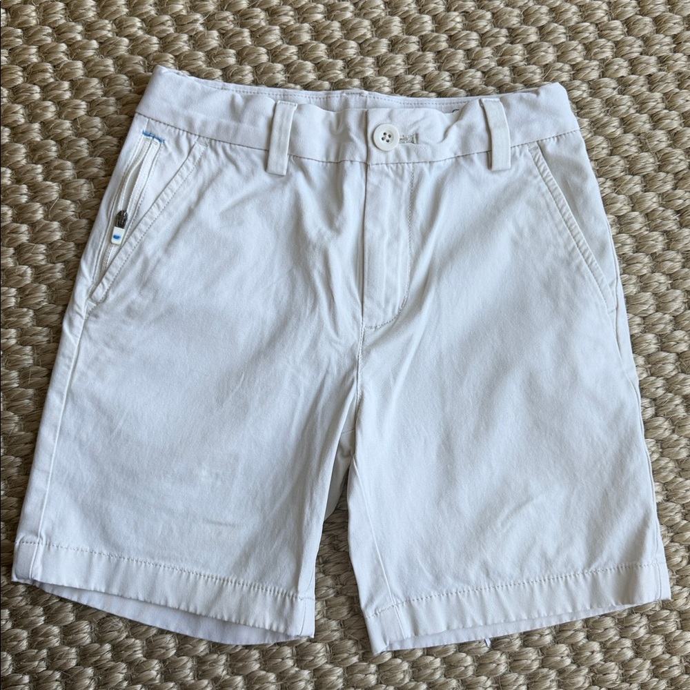 Vineyard Vines performance breaker shorts. Size 8 Stone